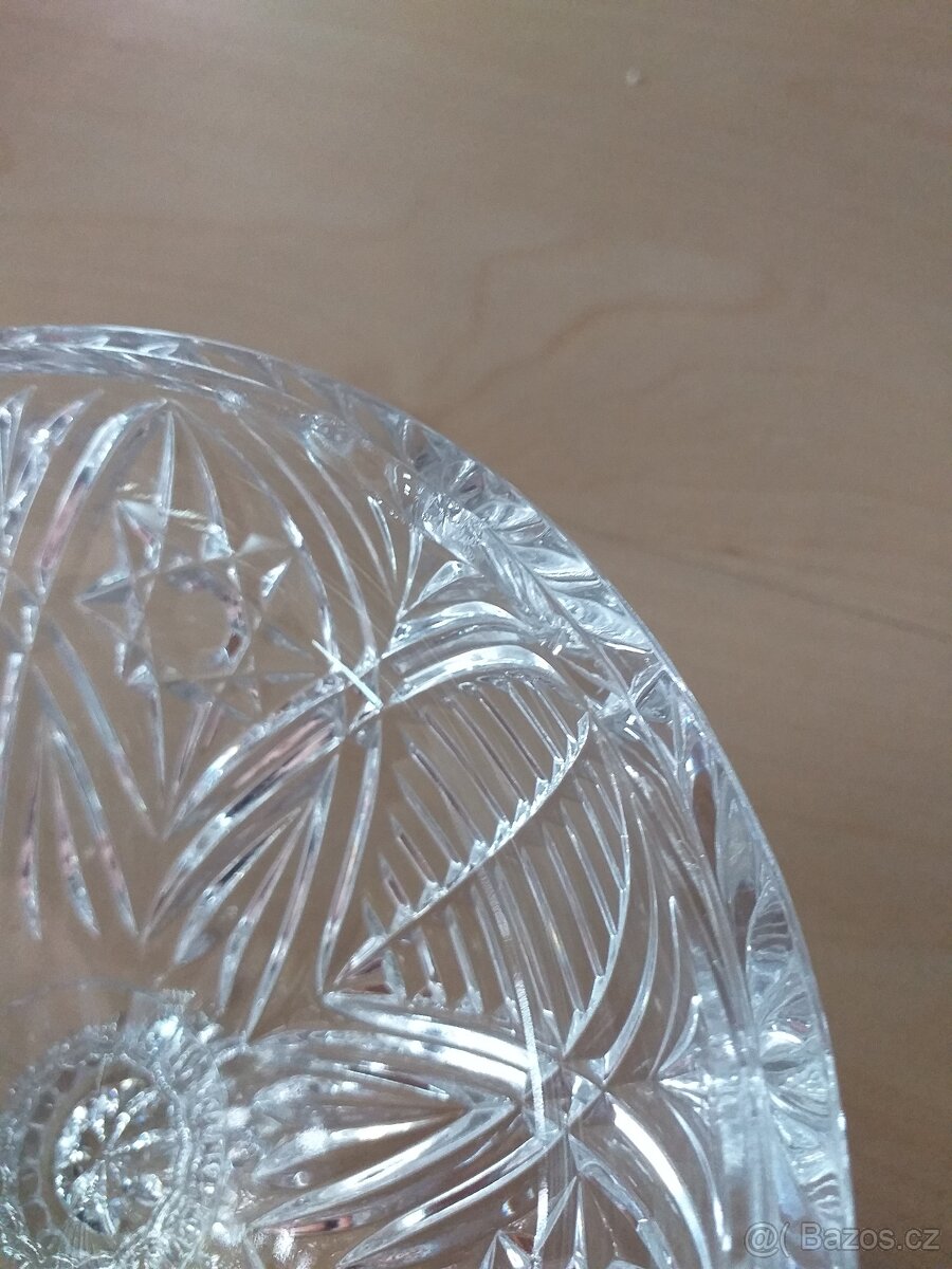 Broušená skleněná dóza - 5