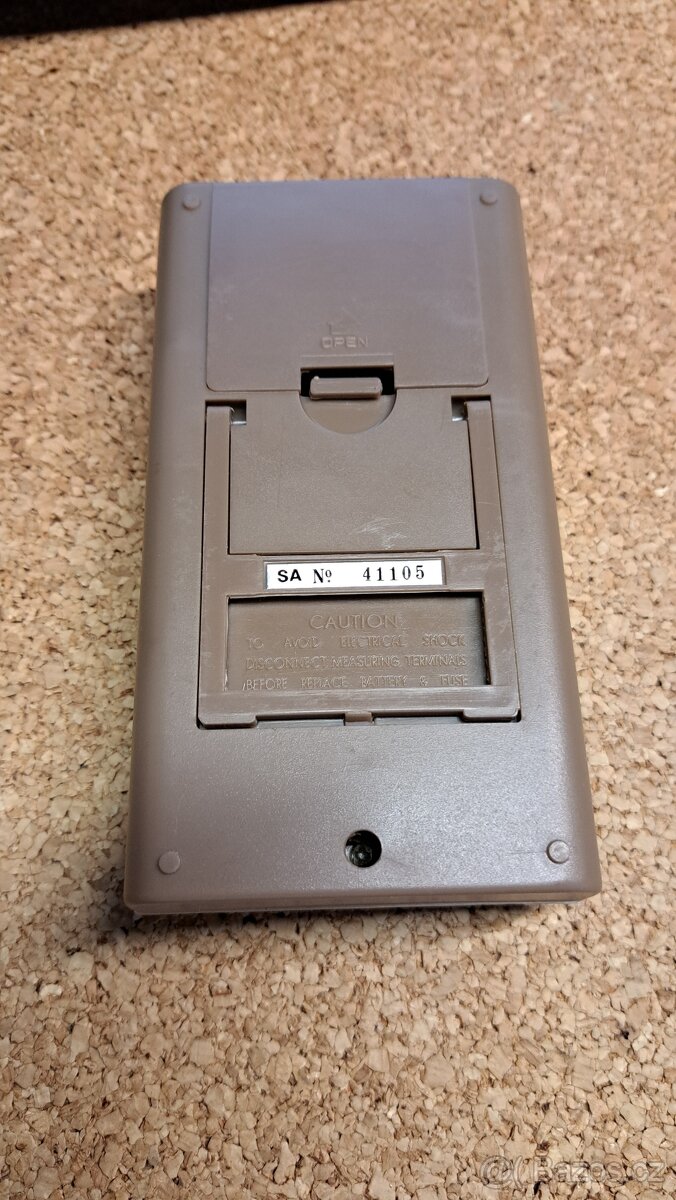 Sbírkový multimetr TENICA (Zhenxing) DT-890 (1990) - 5