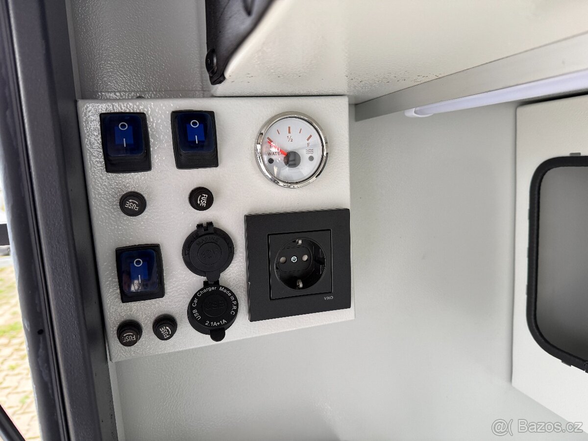 Karavan, Minikaravan do 750kg - 5