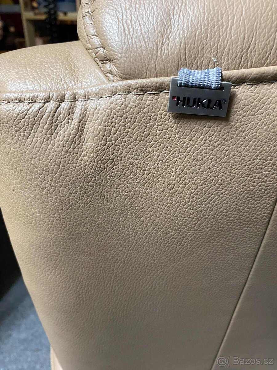 HUKLA - ELEKTRICKY POLOHOVATELNÉ KŘESLO- 2motory, KŮŽE - 5