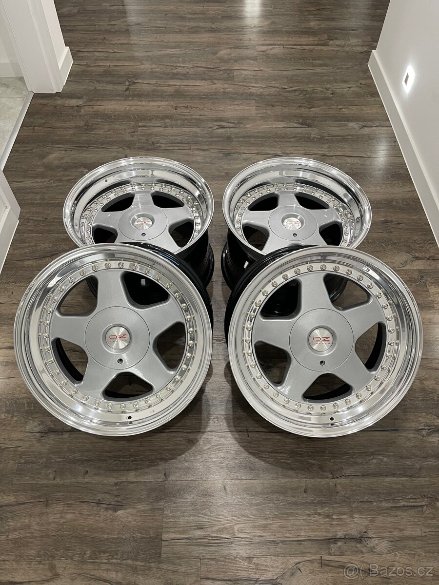 OZ Futura MAE 17” 5x112 - 5