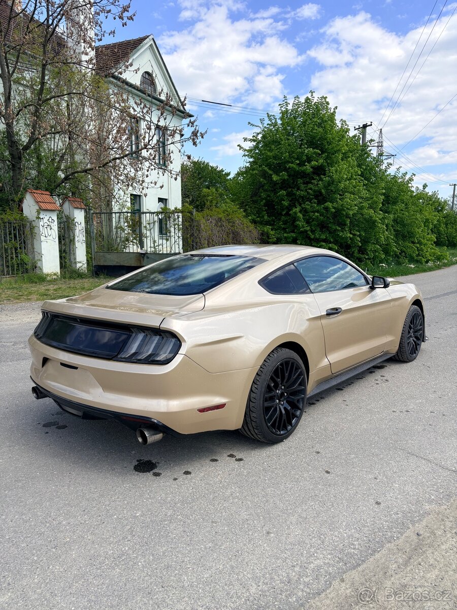 Ford mustang 5.0 V8 GT - 5