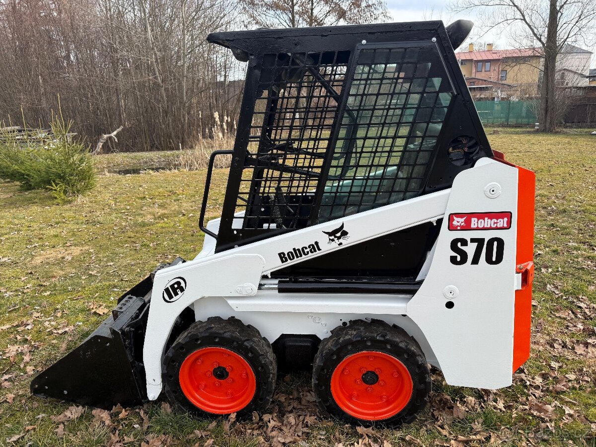 Bobcat S70 smykový nakladač - 5