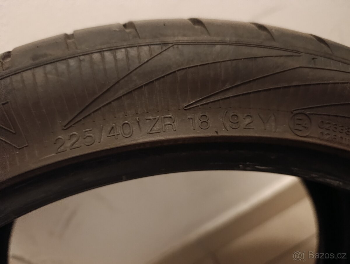 2x pneu 225/40/r18 - 5