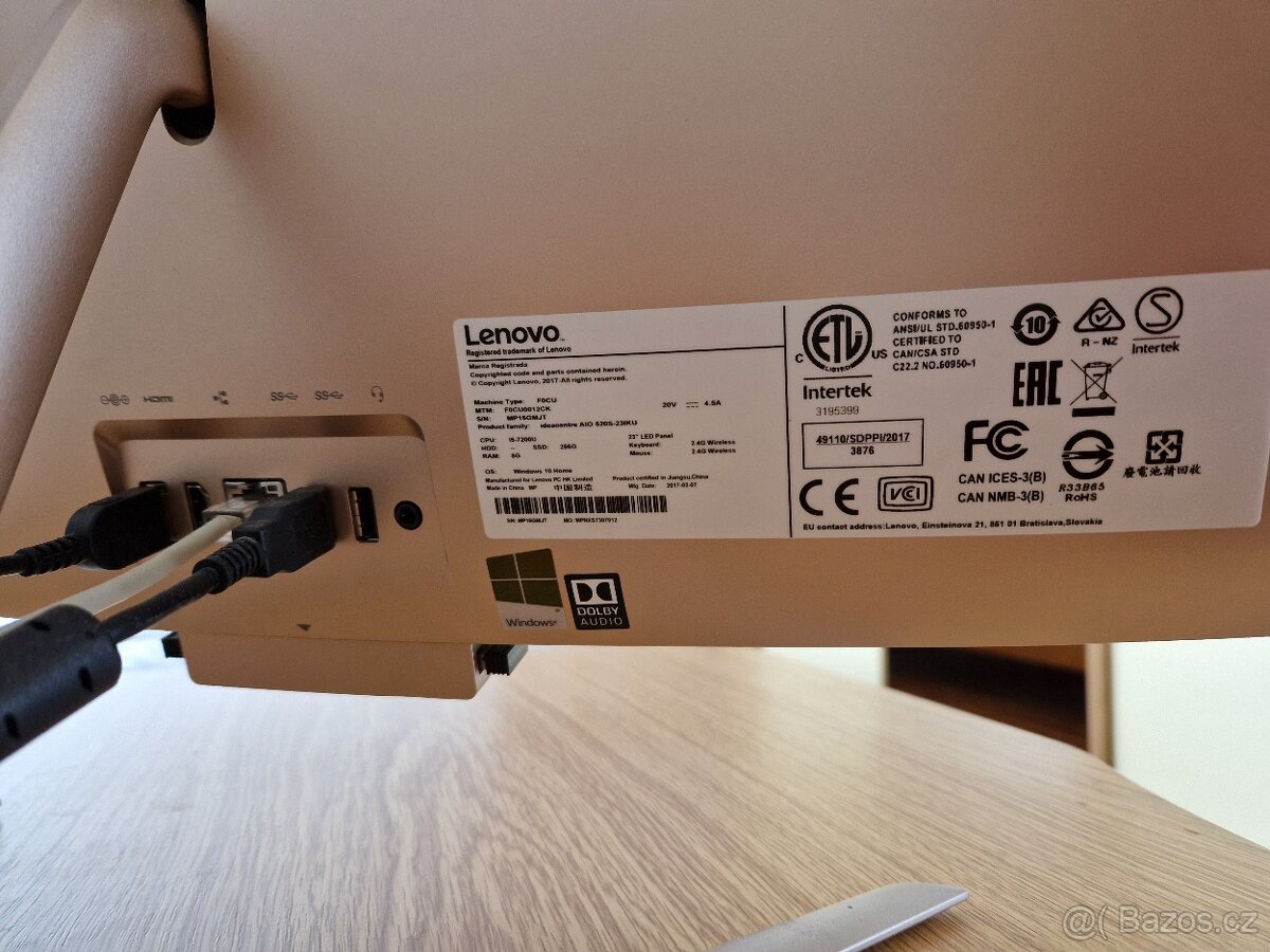 Počítač all-in-one Lenovo - 5
