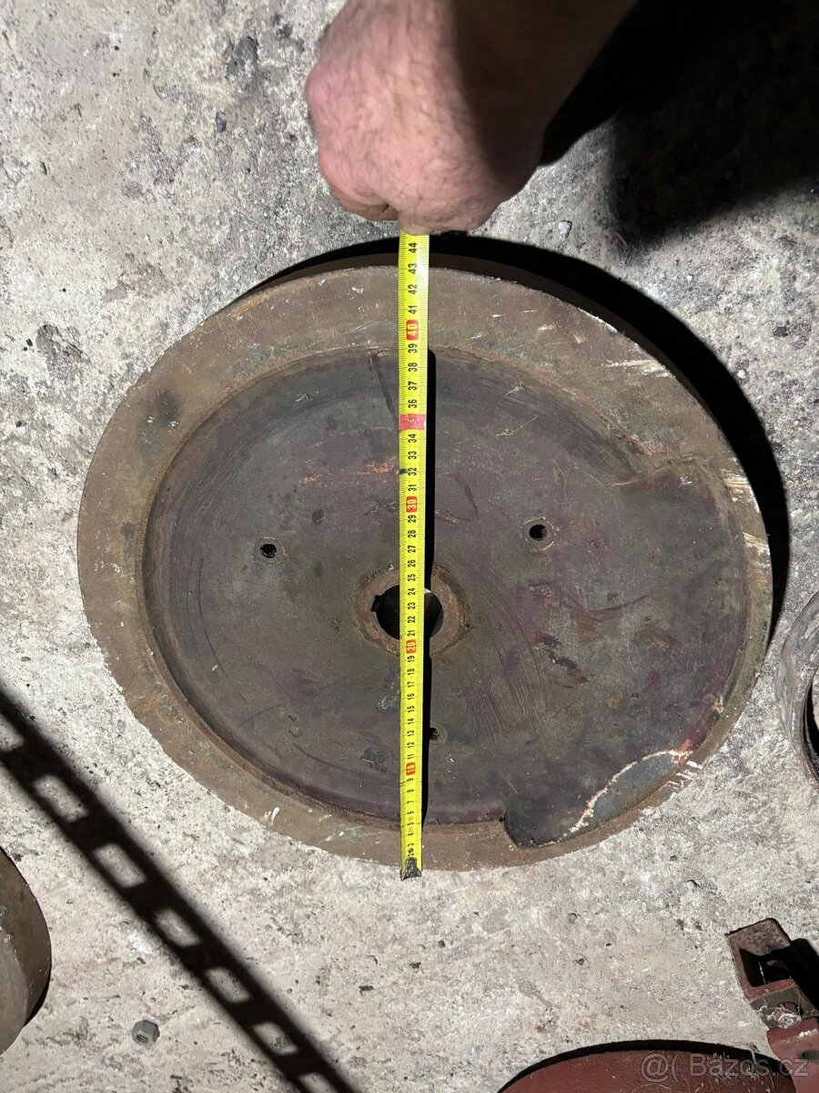 setrvačníky ke stabilnímu motoru - 5