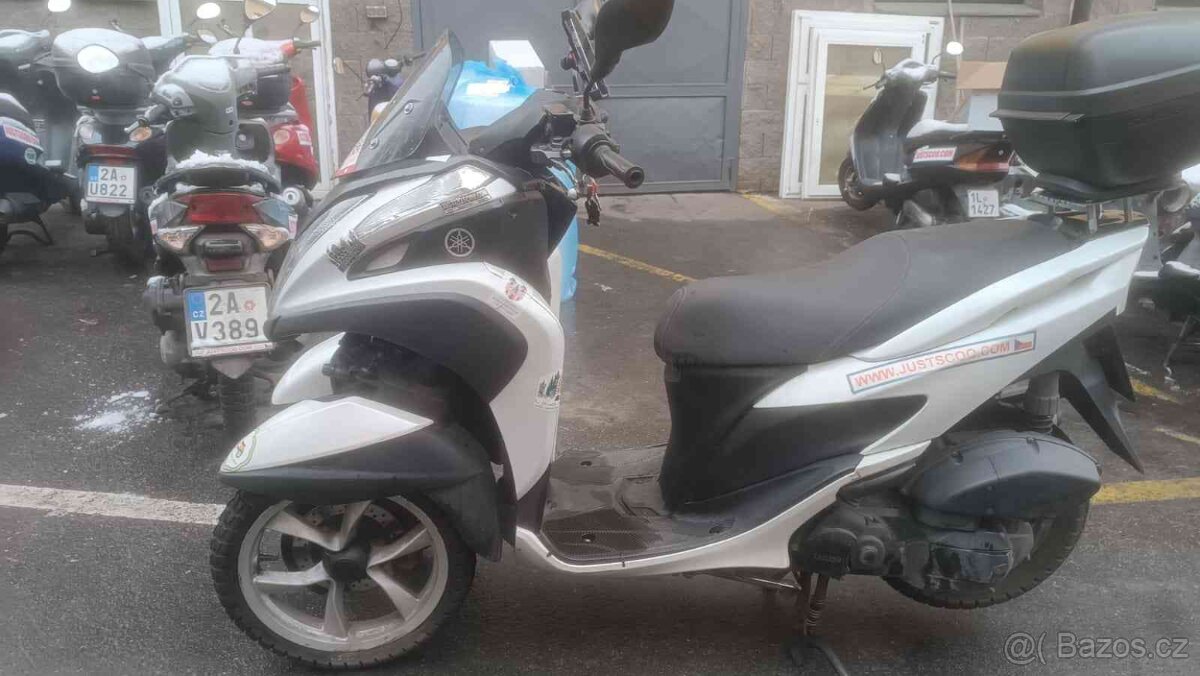 Rozvoz jídla na skútru Yamaha Tricity (Pronájem skútrů) - 5