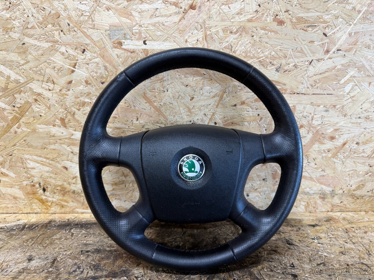 KOŽENÝ VOLANT ŠKODA OCTAVIA 2 - 5