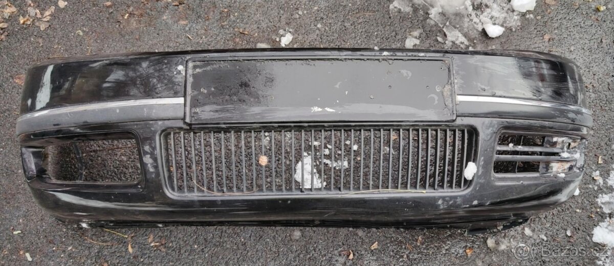 prodám díly ze Škody Superb 1 ,černá met. 9910 - 5