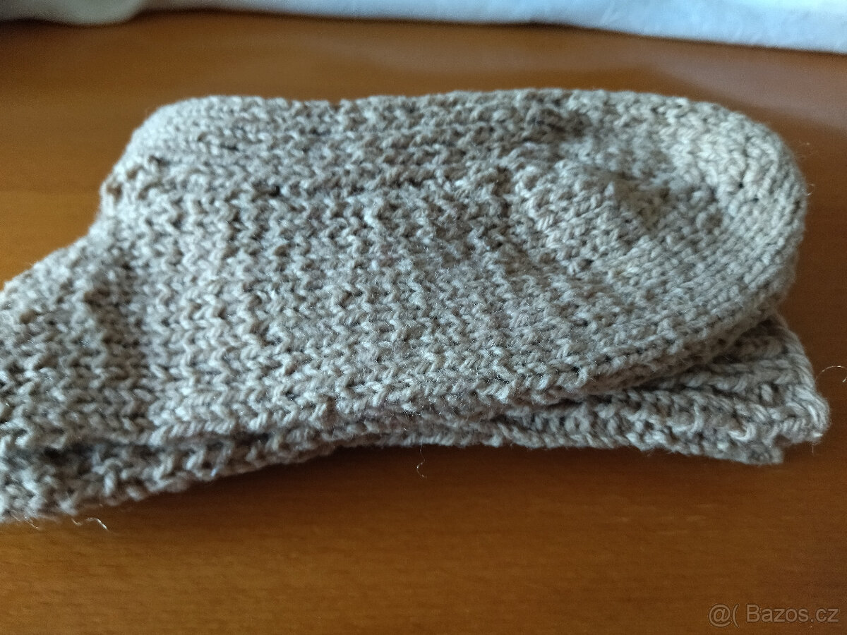 retro papuče 3x, Děts. papučky 2x, ponožky,důchodky,holínky - 5