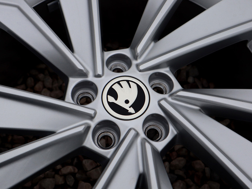 17" Alu kola = 5x100 = ŠKODA FABIA IV – ZIMNÍ - ZÁNOVNÍ - 5