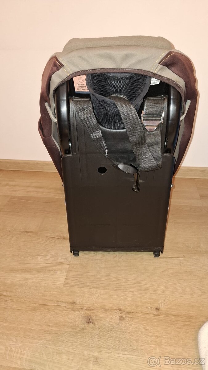Autosedačka Chicco X-Pace Isofix - 5