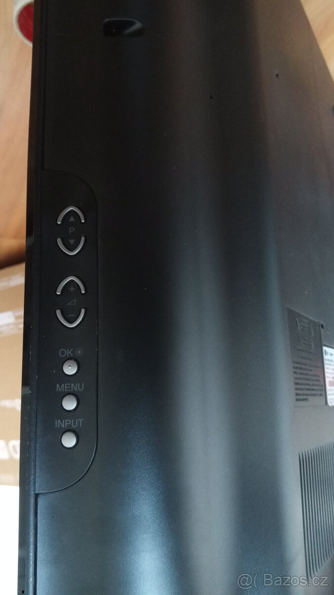 LCD Televize LG 37" (94cm) - 5
