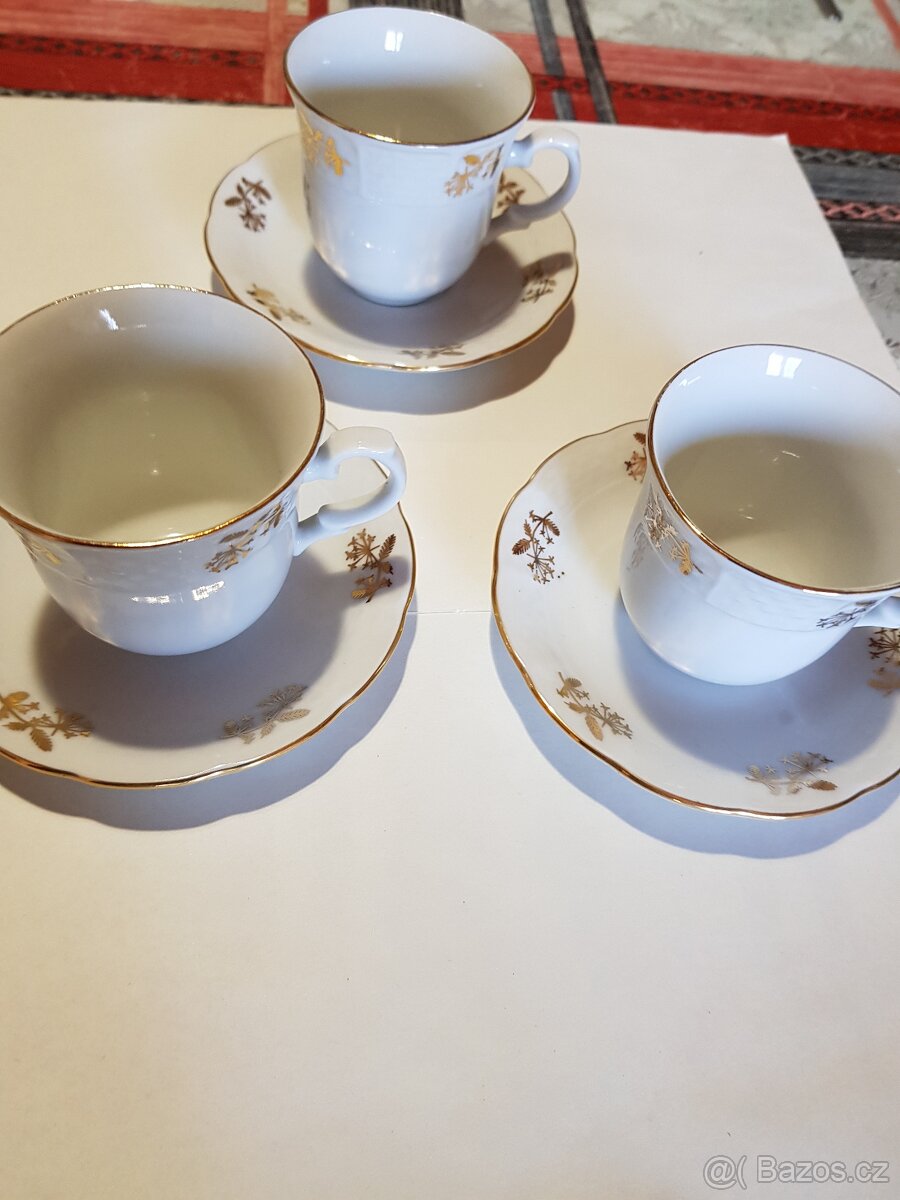 Porcelánové hrnečky s podšálky - 5