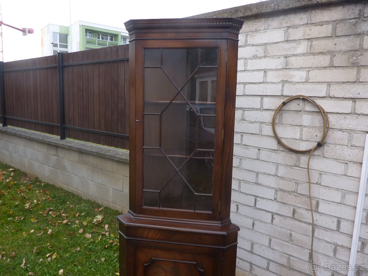 Rohová vitrína 46 x 46 cm - 5