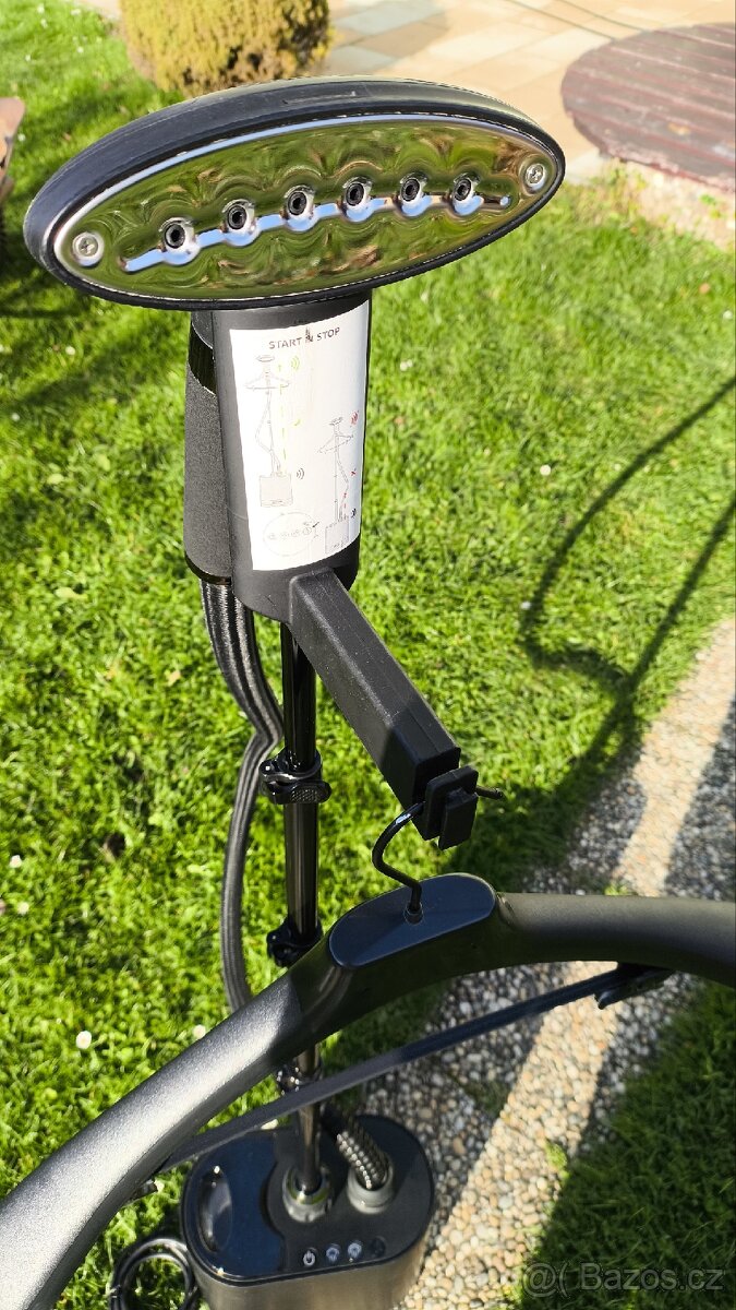 Napařovač oděvů SteamOne Stylis - 5