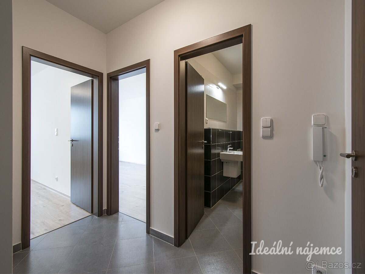 Pronájem bytu 2+kk, Kryšpínova, Praha - Dolní Měcholupy, 22 - 5