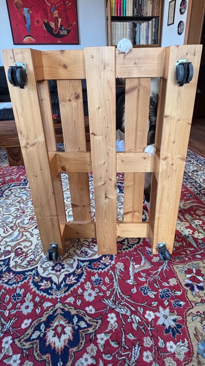 Konferenční stolek z palet - 5