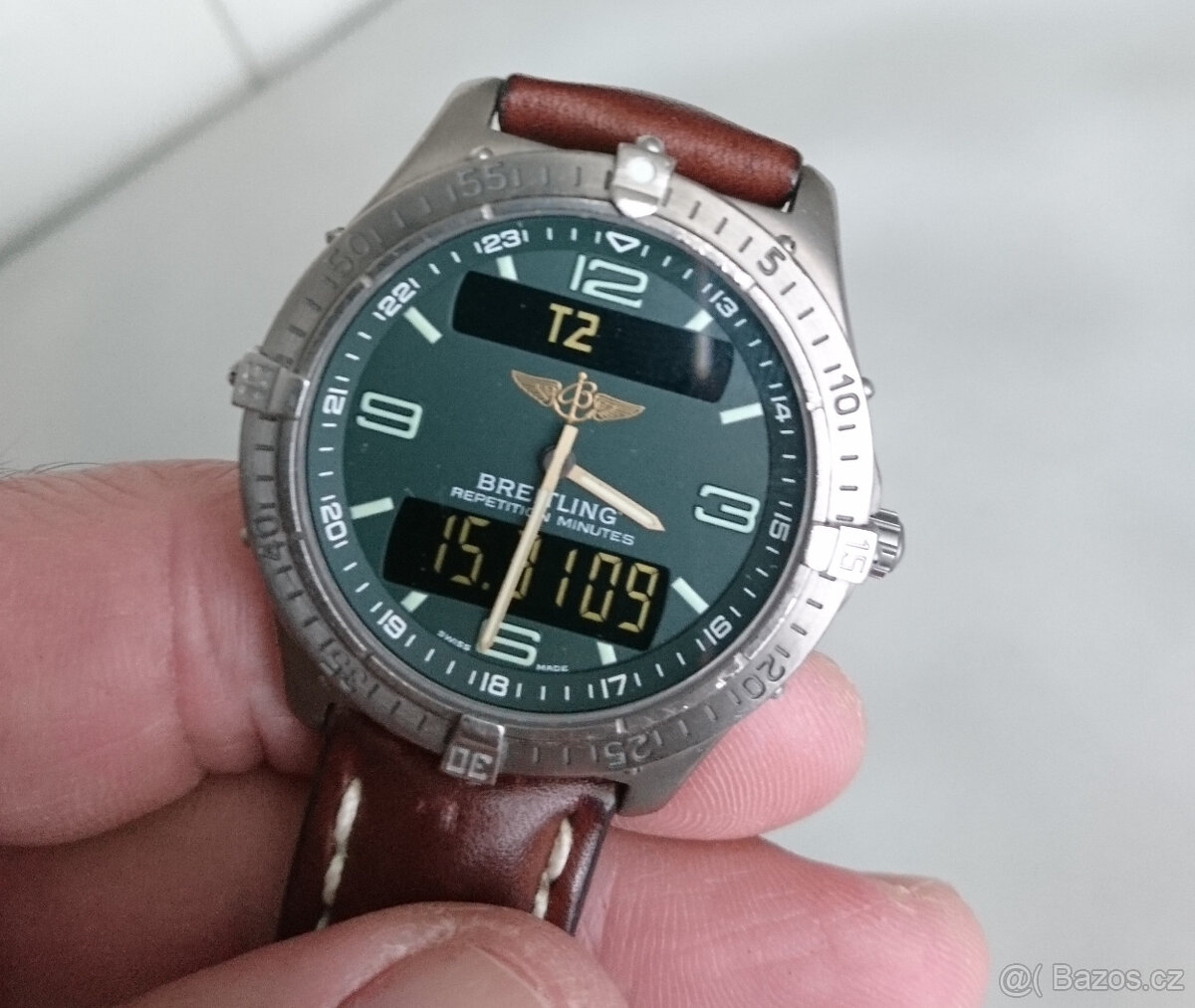 Luxusní hodinky Breitling Aerospace Professional Ref.E56062 - 5