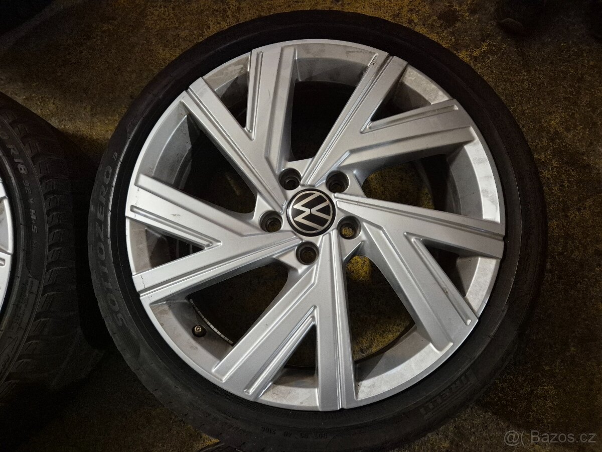 5x112 vw 225/40 R18 - 5