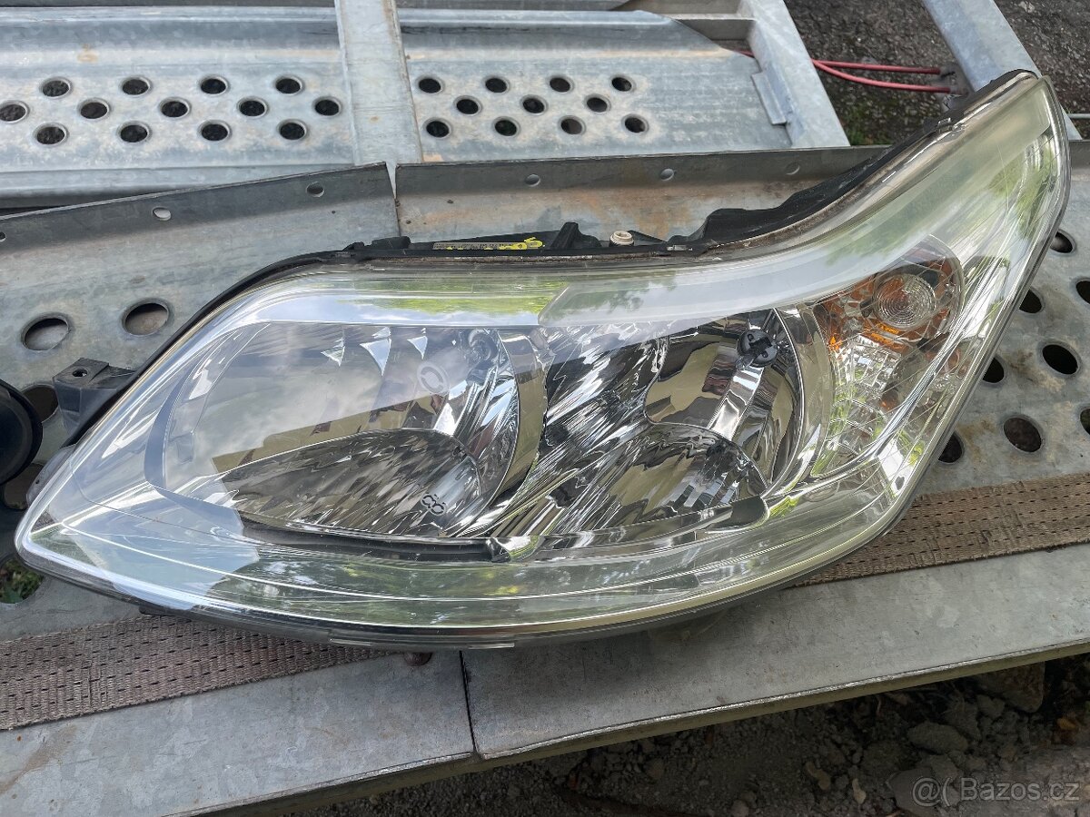 Citroen C4 - náhradní díly - 5