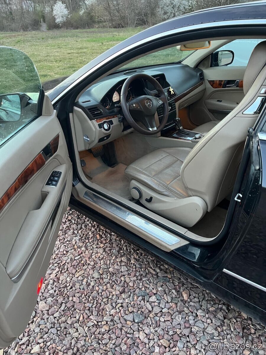 Mercedes-Benz E350 - 5