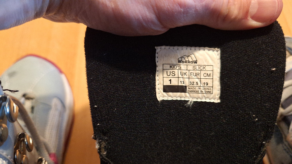 Dětské SNB prkno a 2 x boty - 5