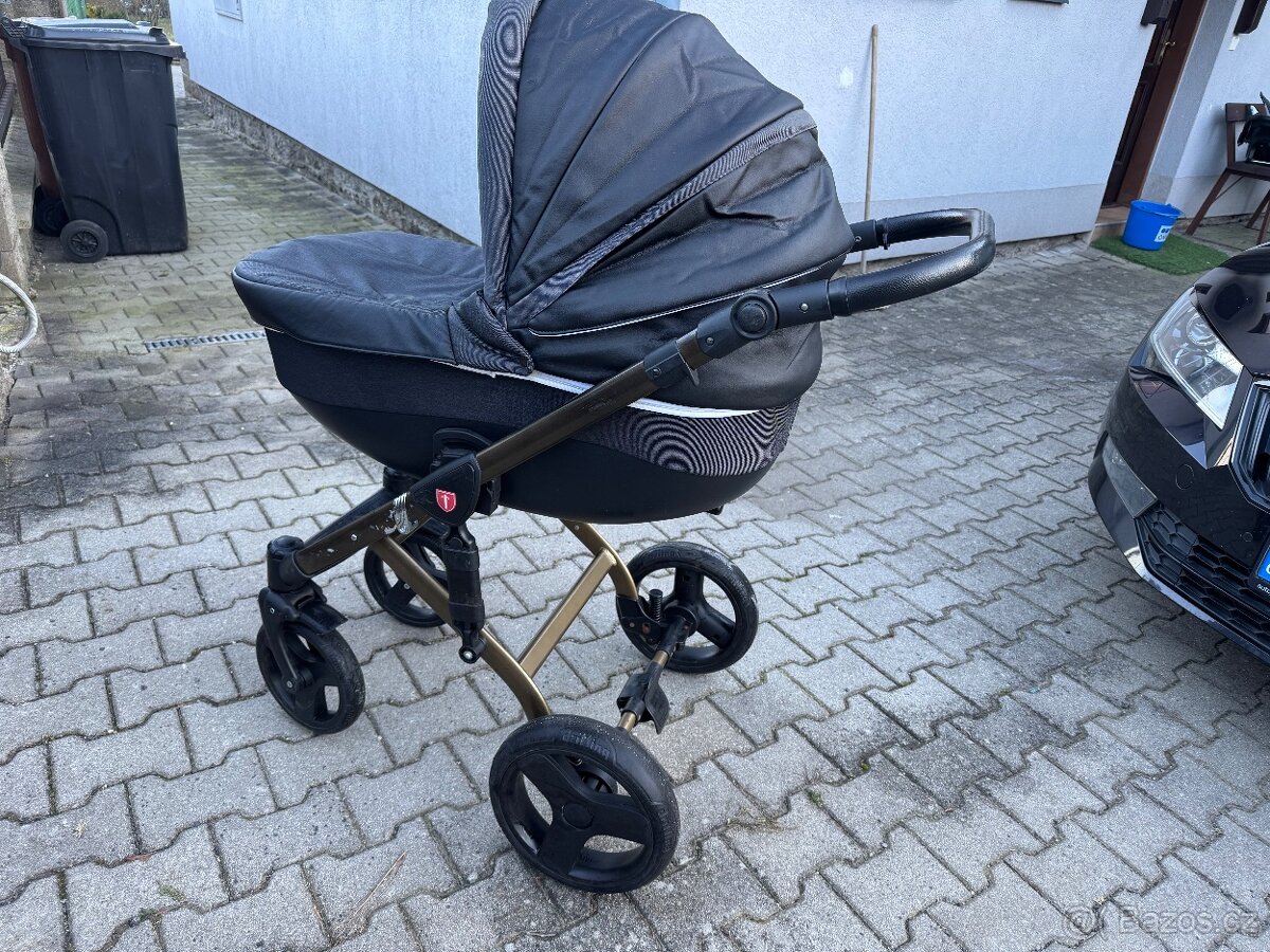 Kočárek Tudore - 5