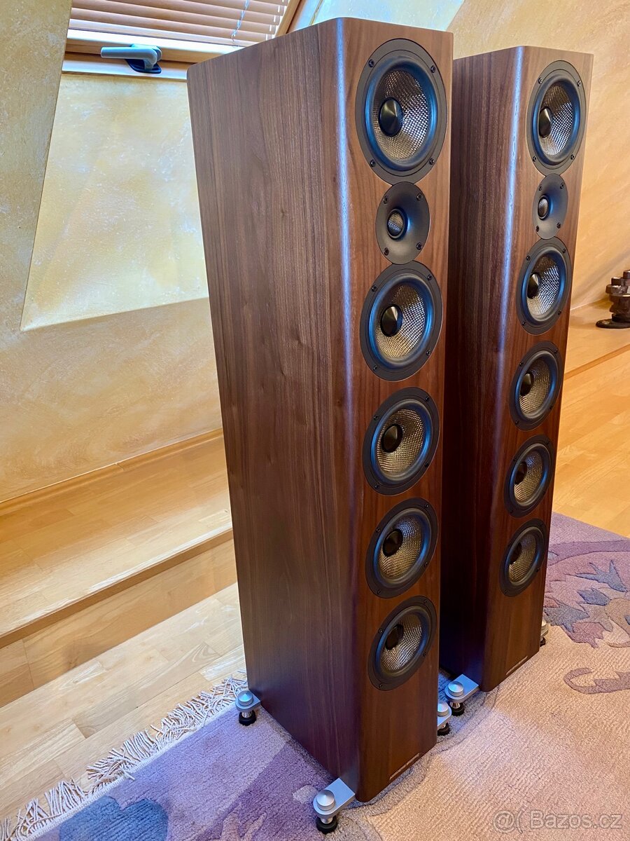 Acoustic Energy AE520 - 5