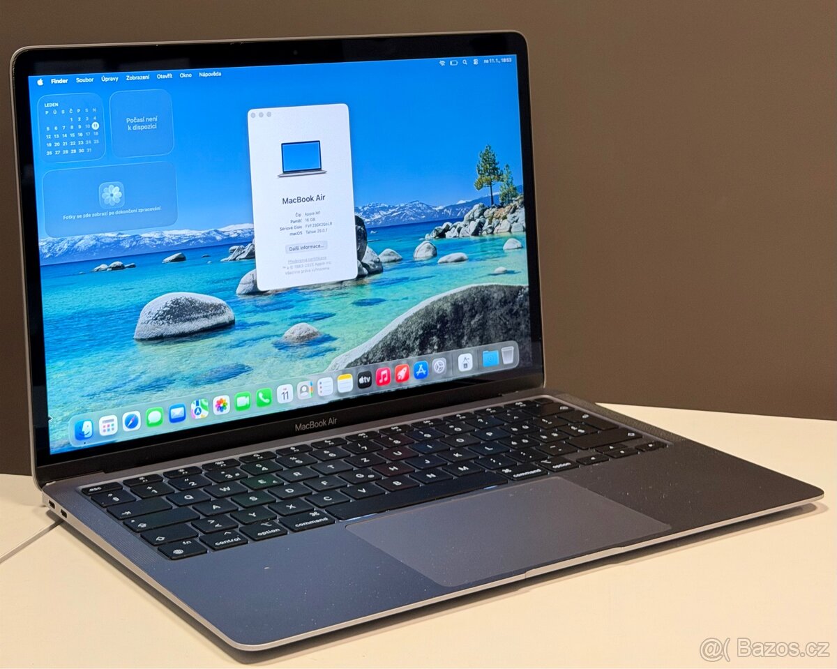 MacBook Air M1 2020 /16GB RAM/256GB SSD/ Záruka - 5