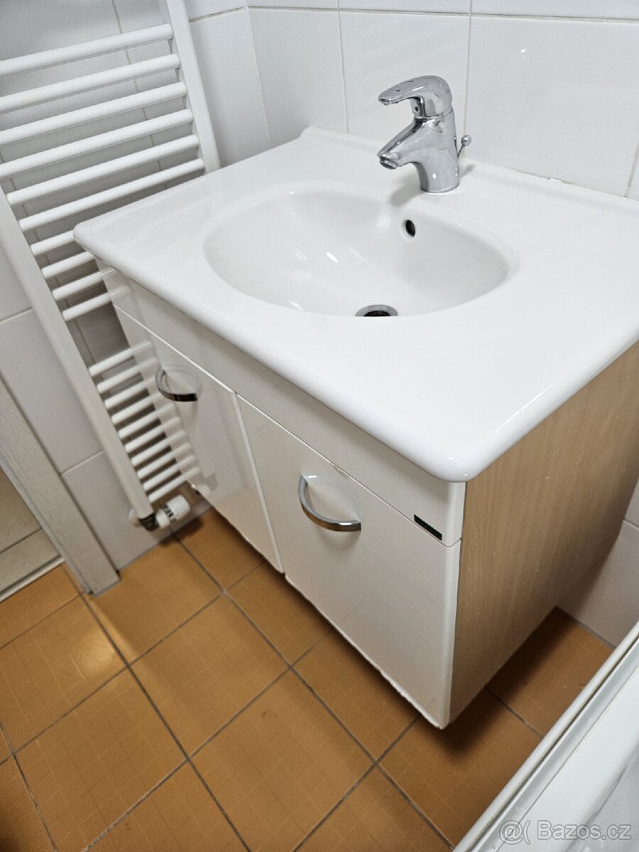 Umyvadlo se skříňkou - 5