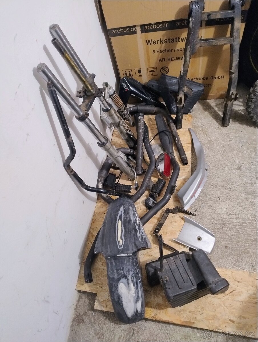 Náhradní díly Yuki Csr - 5