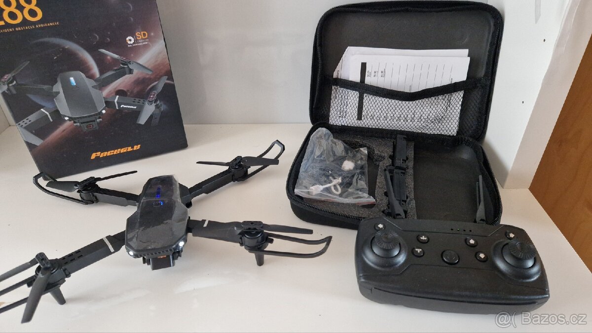 Dron E88 - 5