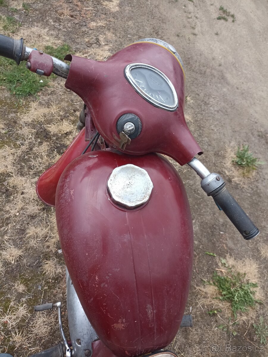 Jawa 250 - 5