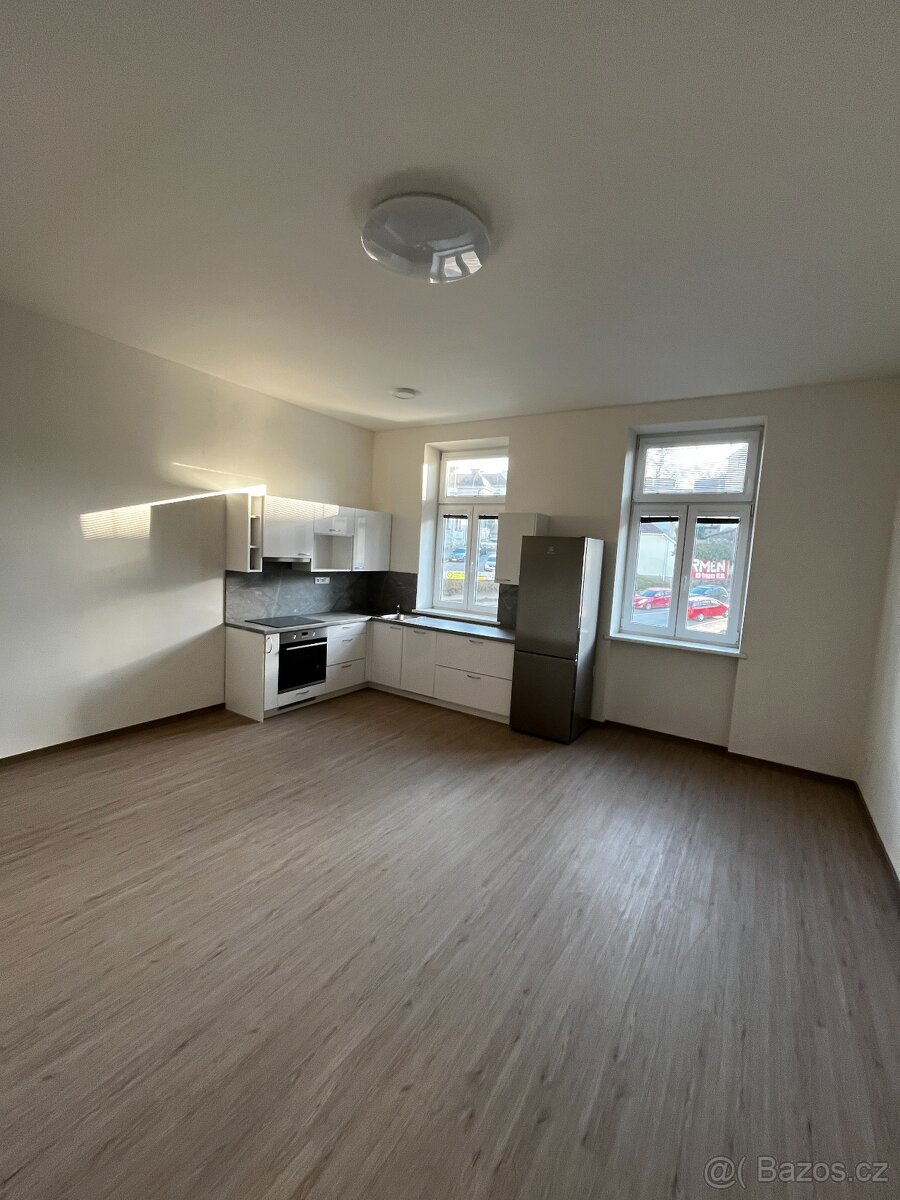 Pronájem bytu 1+kk 34 m² Bráfova tř., Třebíč - 5