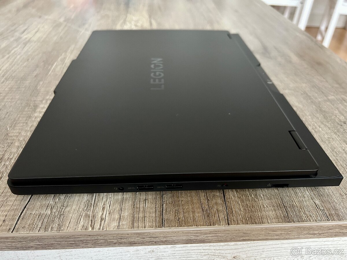Lenovo Legion Pro 5 (255HX, RTX 5060, OLED) - 5