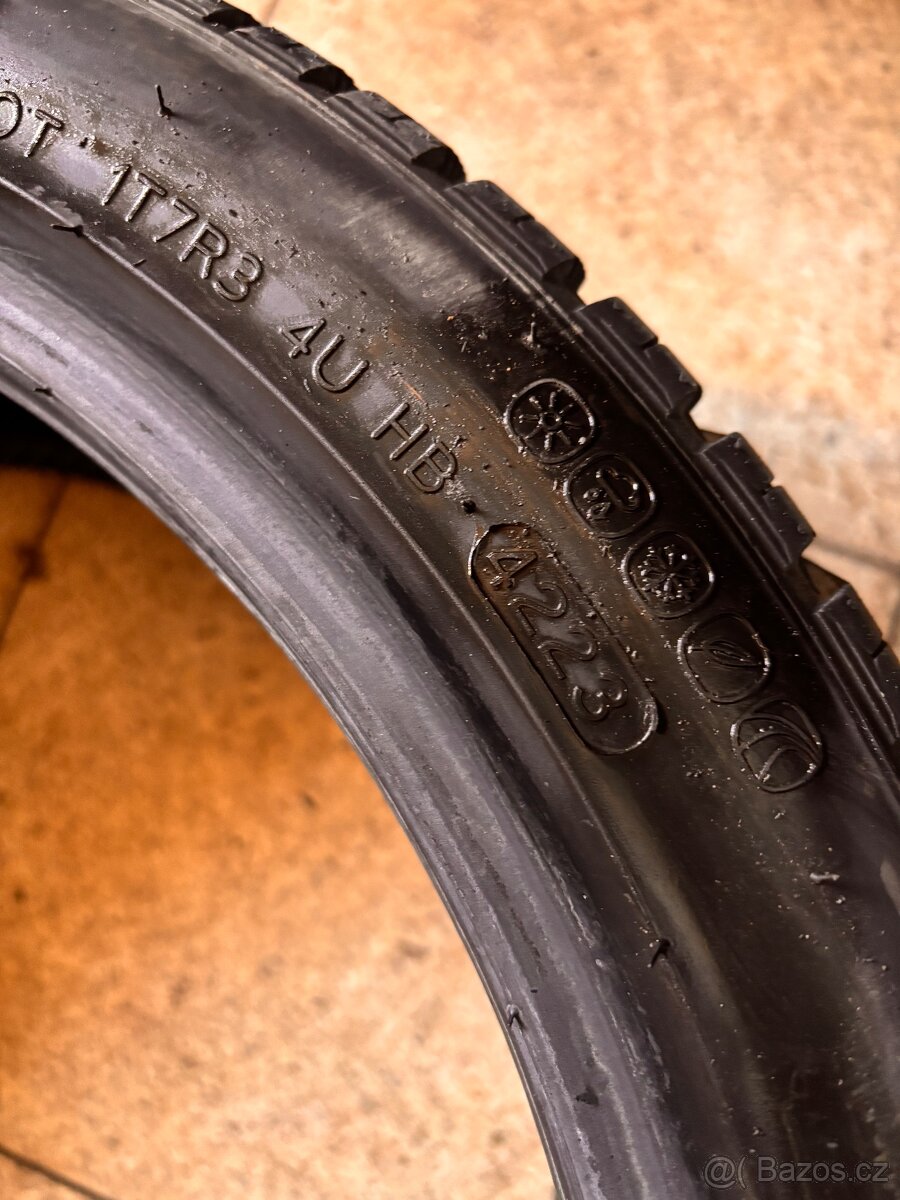 215/40/17 zimni pneu - 5