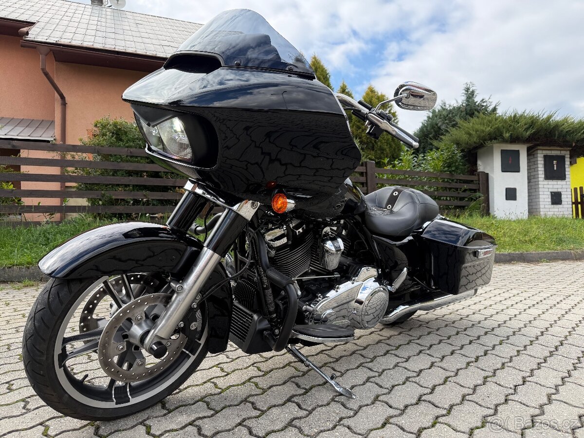 Harley Davidson Road Glide 2023 - 5