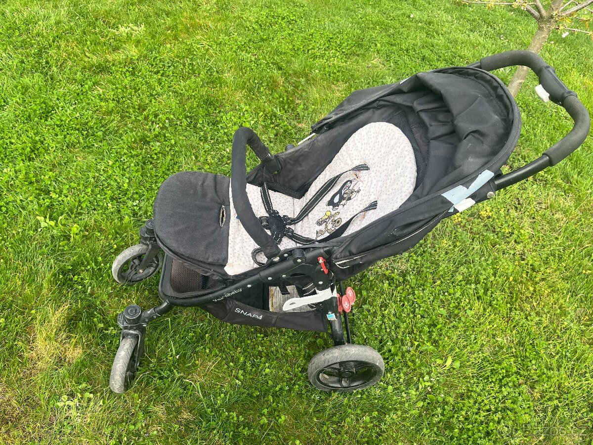 Sportovní kočárek VALCO Snap 4 – lehký, skladný, pohodlný - 5