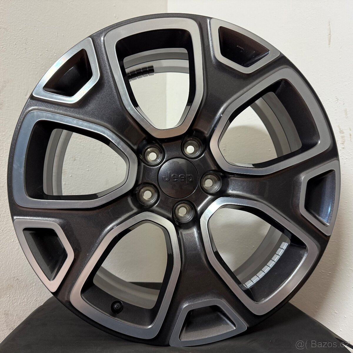 NOVÁ JEEP COMPASS 5x110 R18 ET40 7Jx18 65,1mm+TPMS - 5