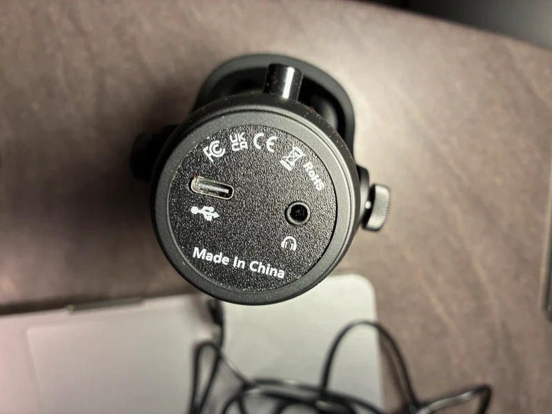 Studiový mikrofon – skvělý zvuk za super cenu - 5