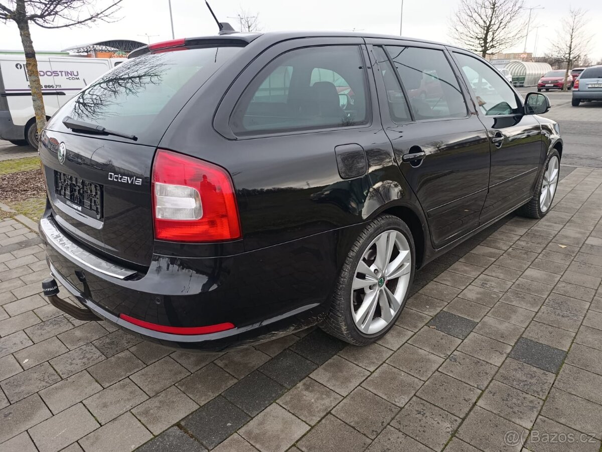 Škoda Octavia RS 125kw, DSG, r.v.2011 - 5