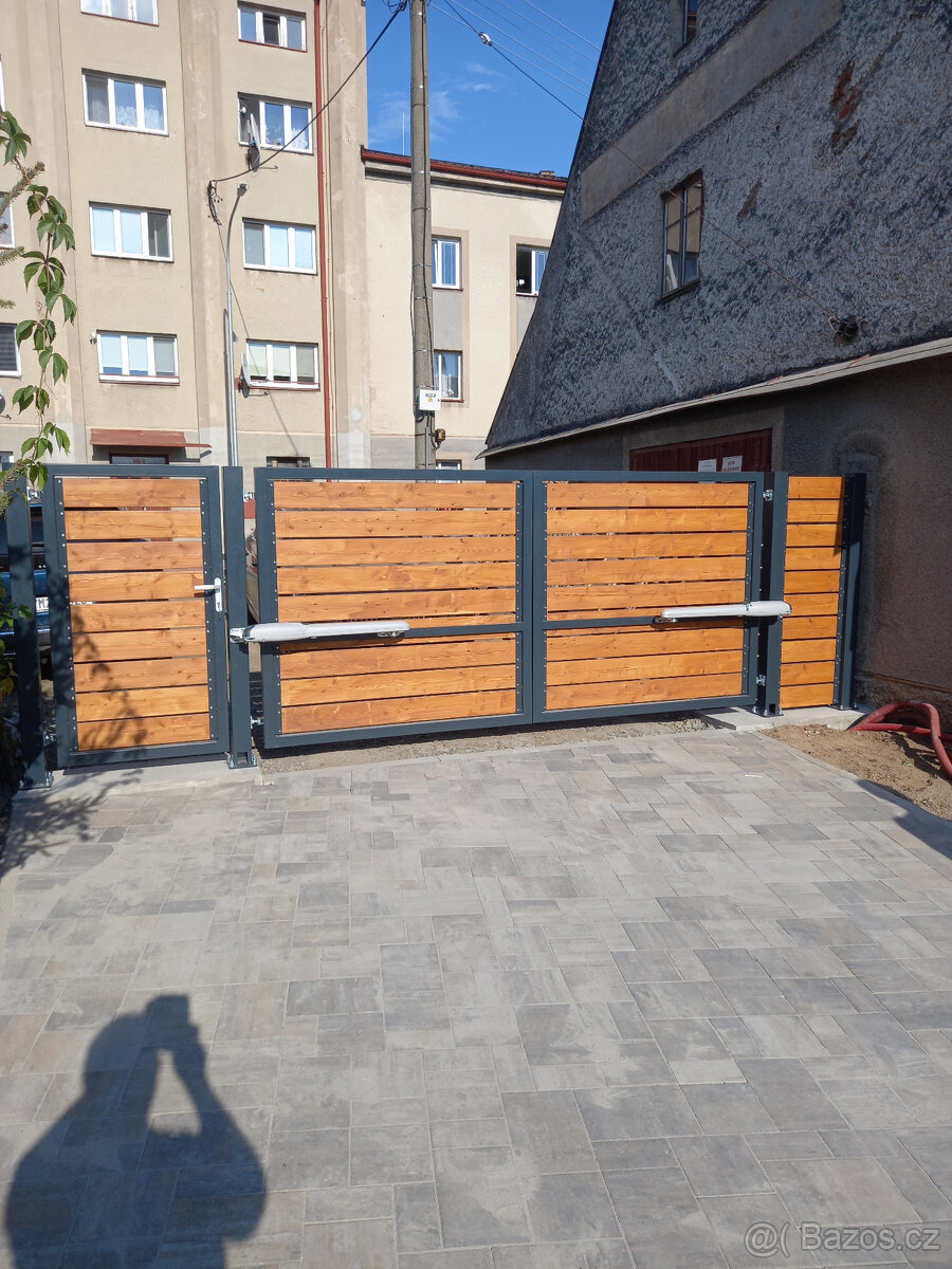 Dvoukřídlá brána a branka - 5