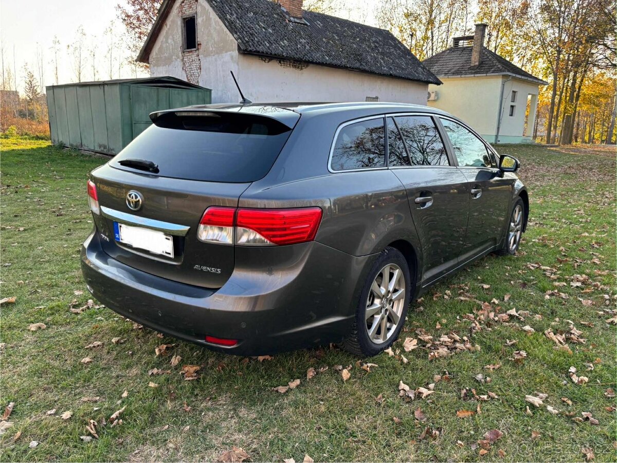 Toyota Avensis 2.0l D-4D Sol - 5