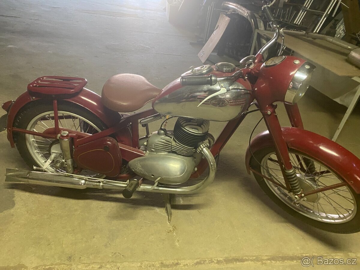 Jawa 250 Pérák - 5