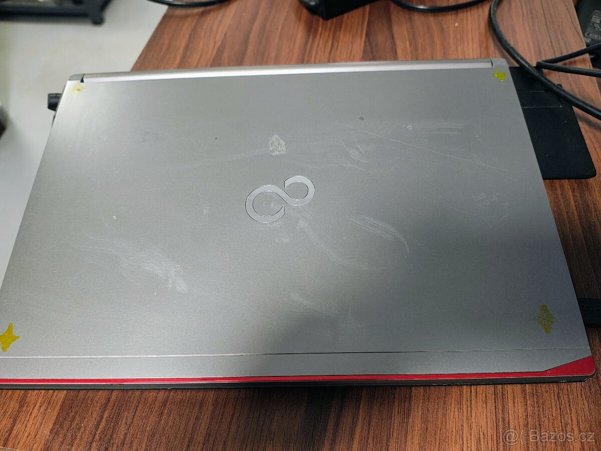 Fujitsu Intel Core i5, 8GB RAM, 500GB disk, dok. stanice - 5