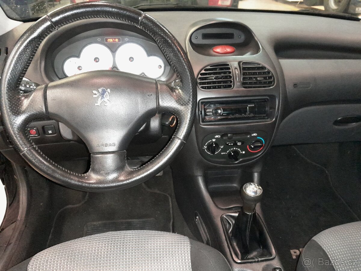 Peugeot 206 - 5