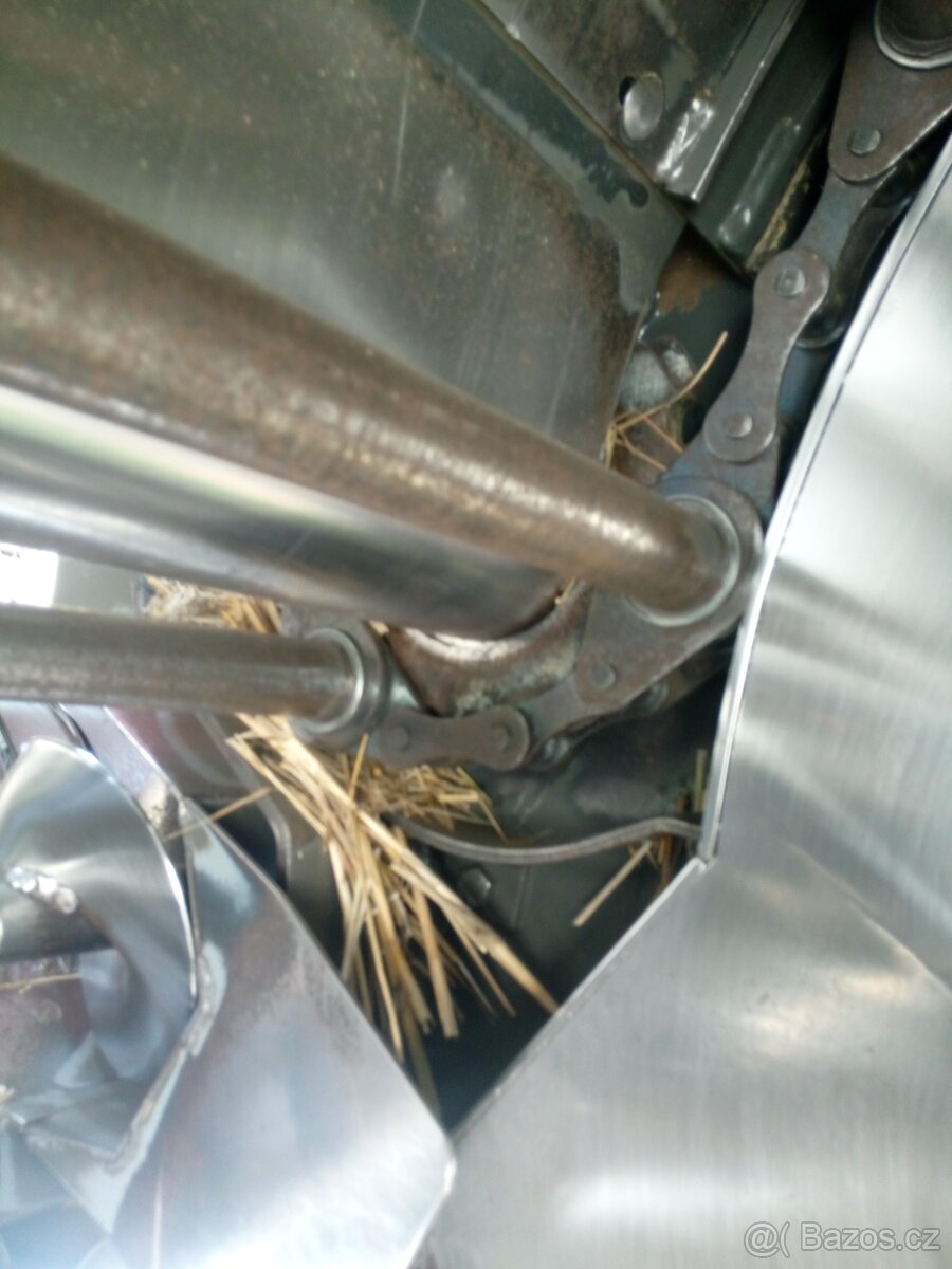 lis na kulaté balíky ursus z 543 - 5