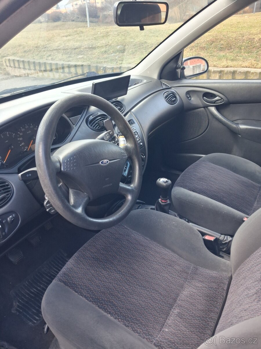Ford focus 1.4 - 5