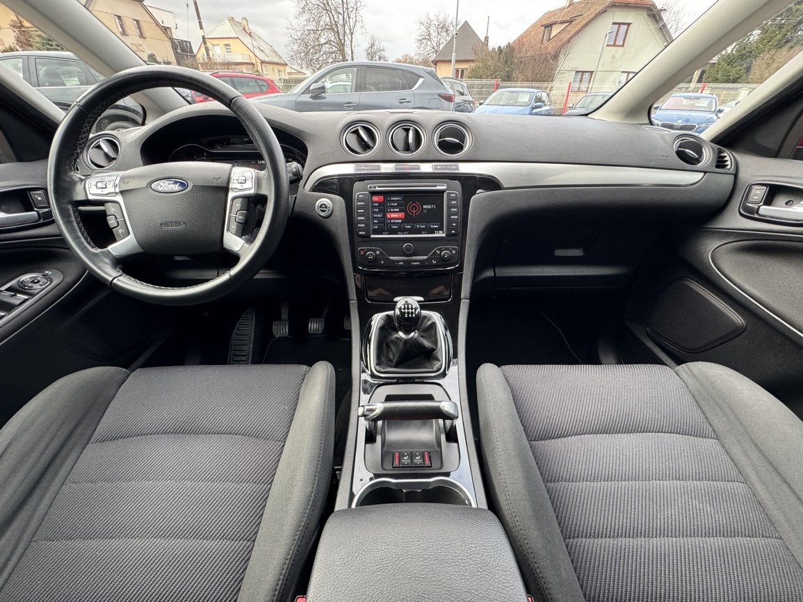 Ford S-Max 2.0TDCi Titanium Navi Digi Klima Keyless-Go - 5